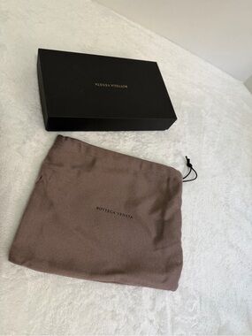 Bottega Veneta Brown Dust Bag with Black Box